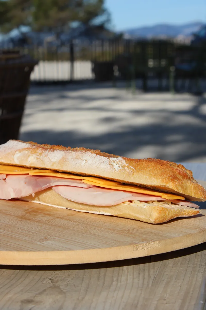 SANDWICH JAMBON EMMENTAL